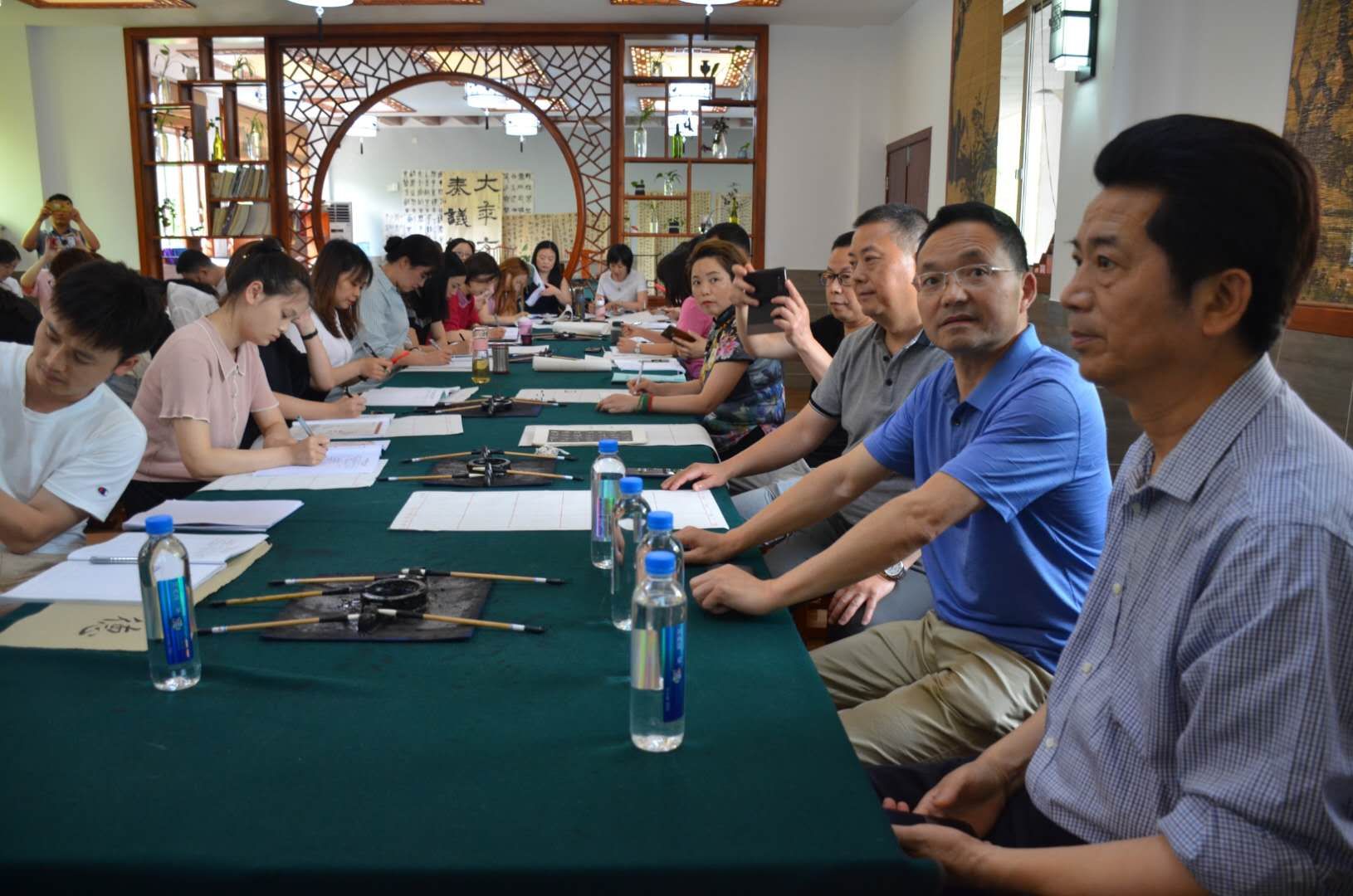 提升教師書法技藝 助力學校特色建設(shè).jpg